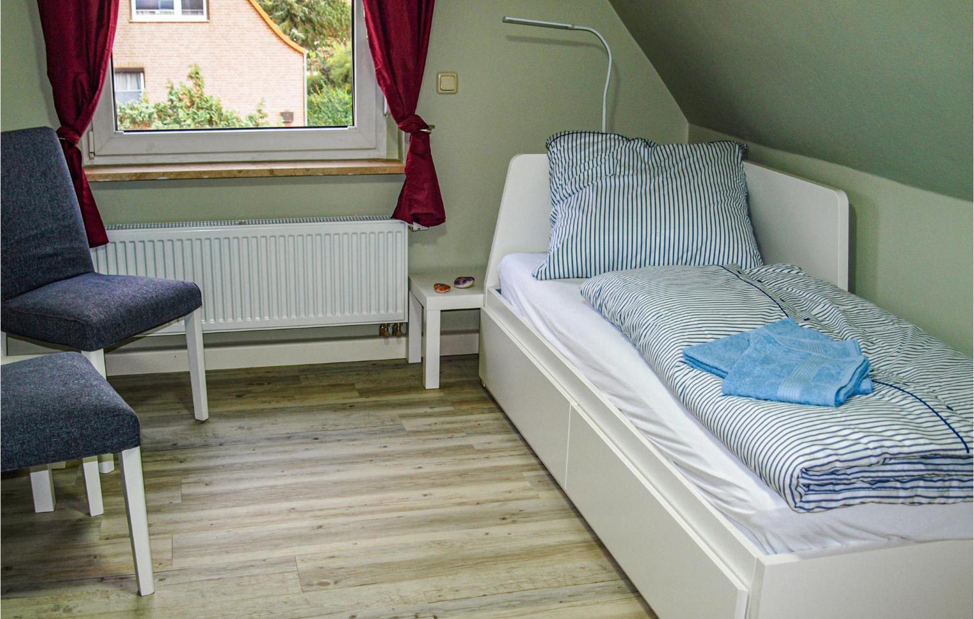 3 Bedroom Beautiful Home In Neubrandenburg Εξωτερικό φωτογραφία